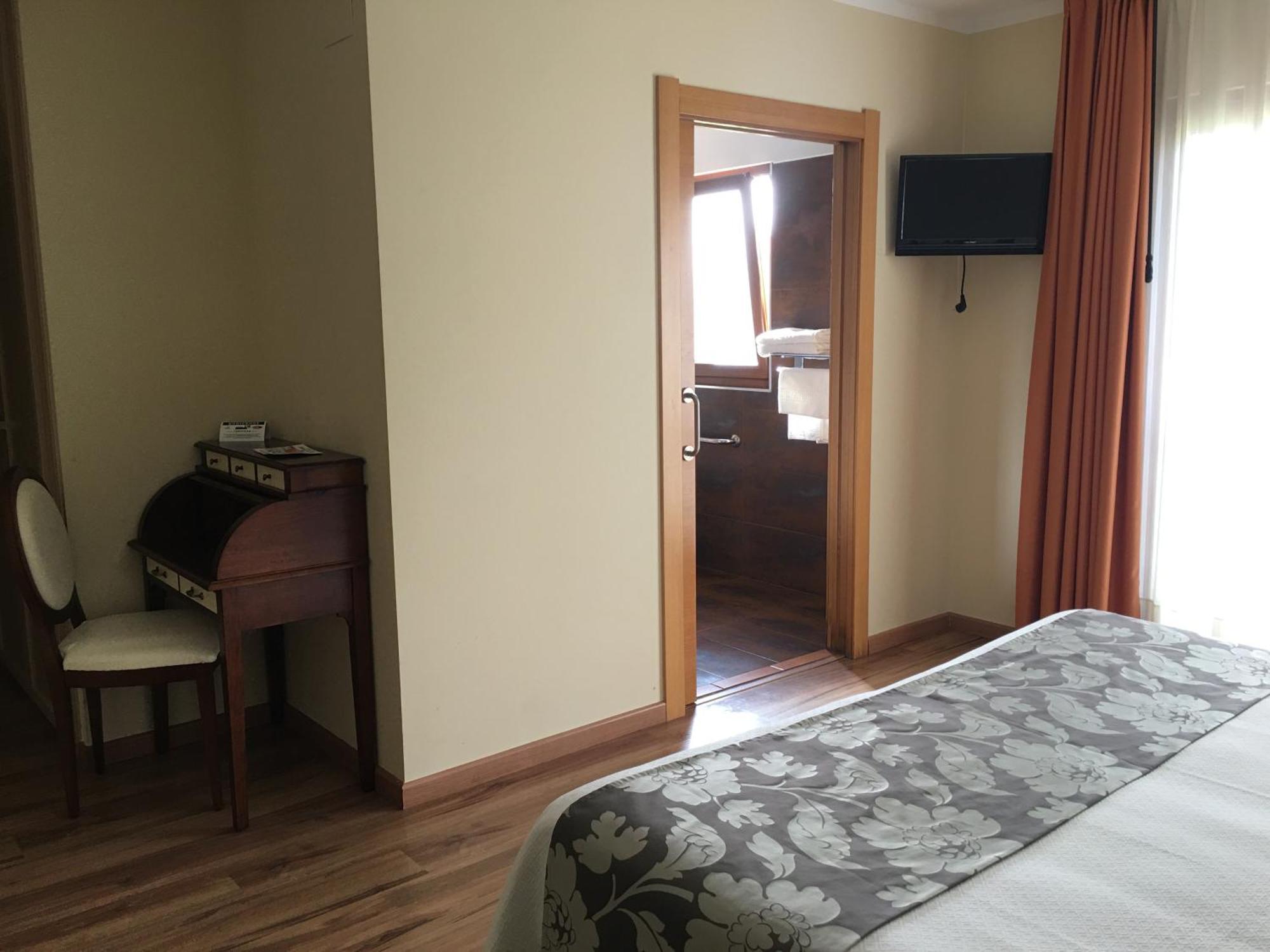 Hotel Valle de Cabezón Cabezón de la Sal Habitación foto
